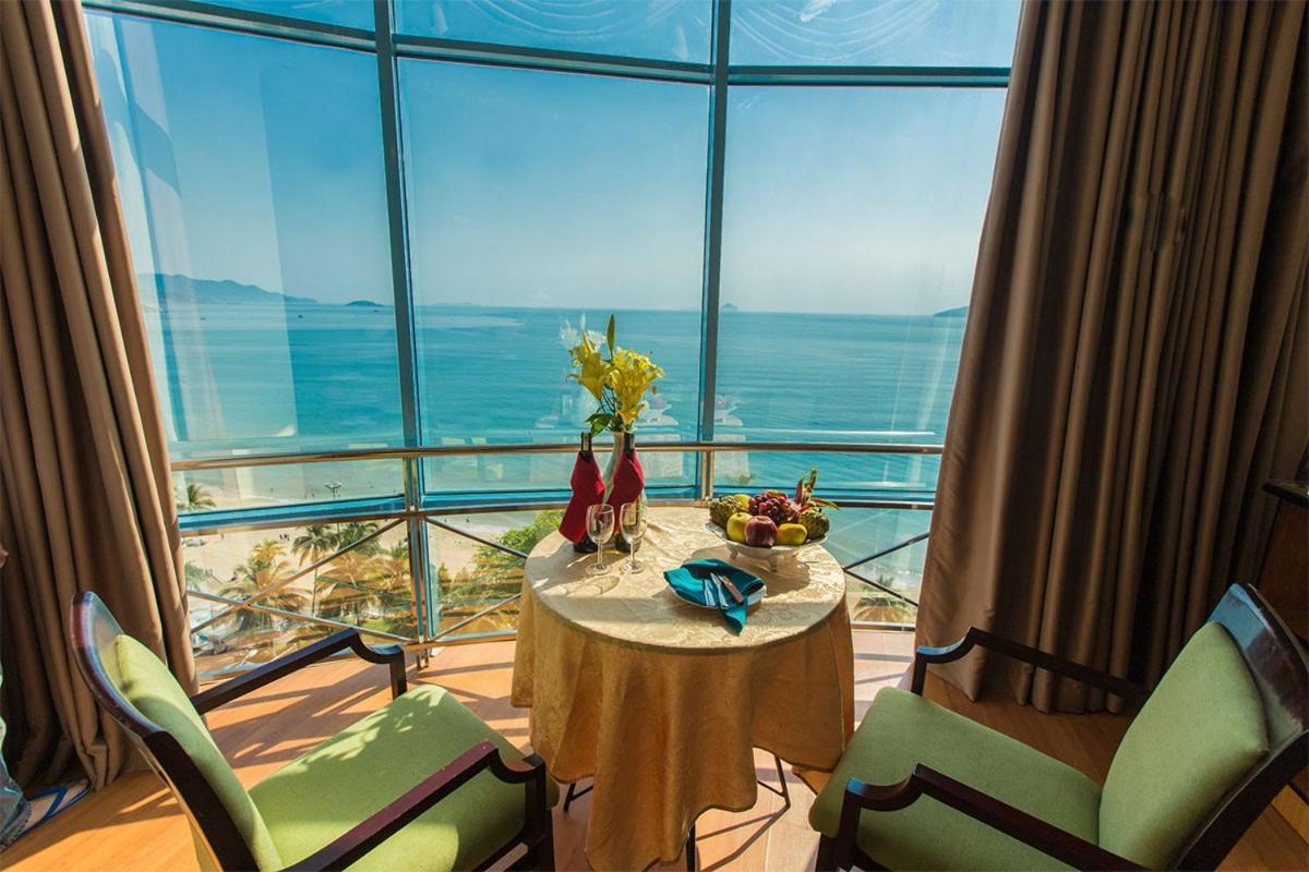 Yasaka Saigon Nha Trang Hotel & Spa Экстерьер фото
