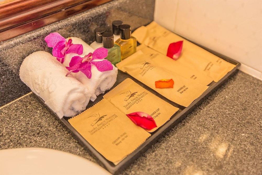 Yasaka Saigon Nha Trang Hotel & Spa Экстерьер фото