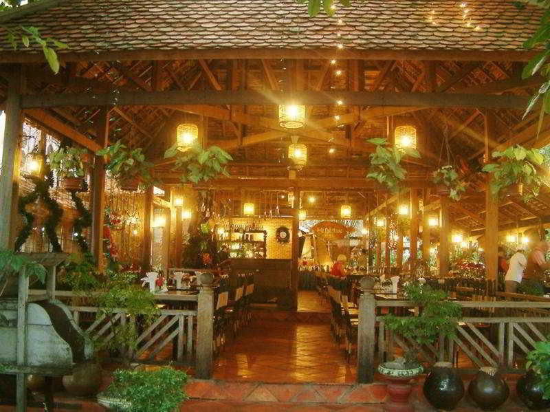 Yasaka Saigon Nha Trang Hotel & Spa Экстерьер фото