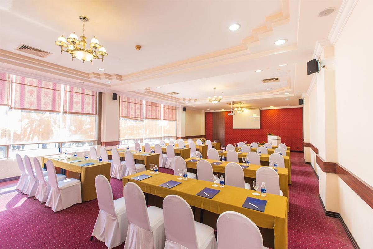 Yasaka Saigon Nha Trang Hotel & Spa Экстерьер фото